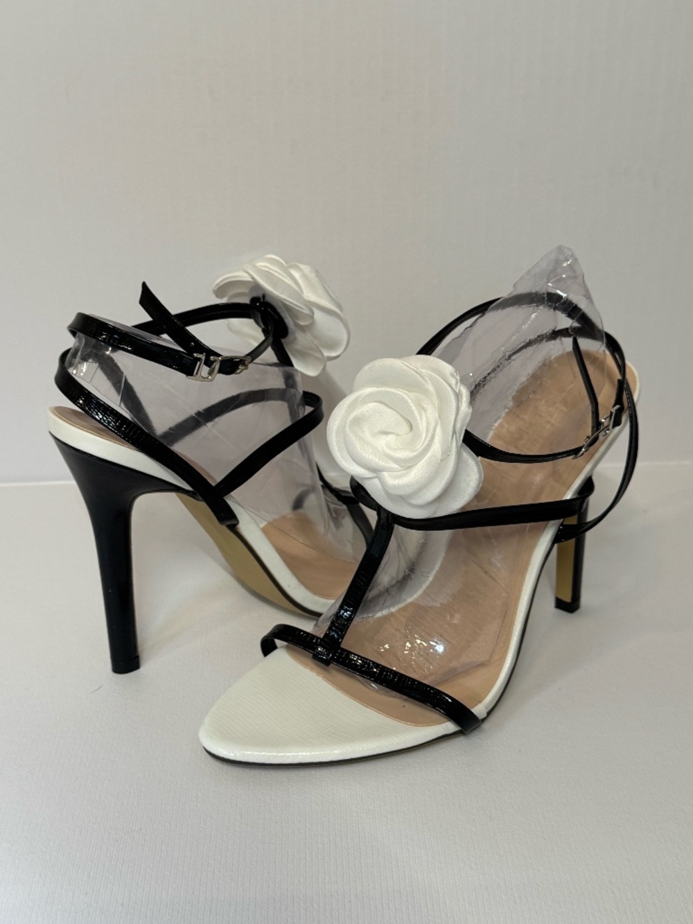 Black White Rose Ankle Strap Heels Size 39 Floral Stiletto Sandals Wedding Party